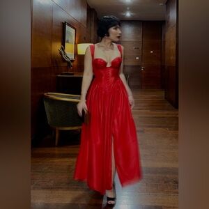 Adeirlina Red sweetheart dress